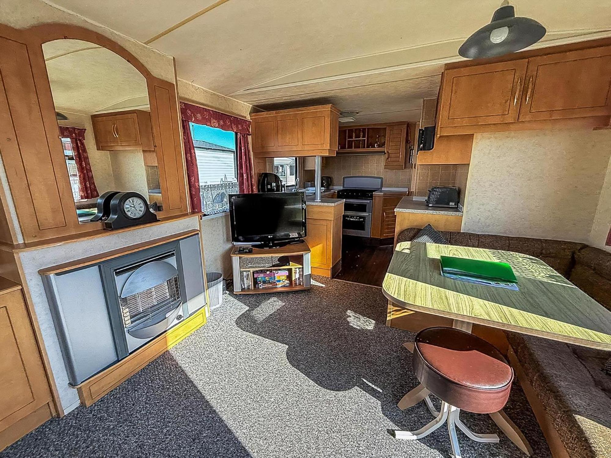 8 Berth Caravan With Free Wifi At Heacham Holiday Park In Norfolk Ref 21008E Екстериор снимка
